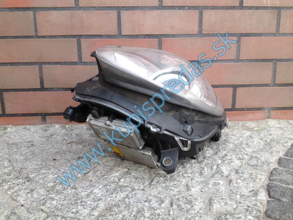 Predné ľavé XENON svetlo MERCEDES R W251